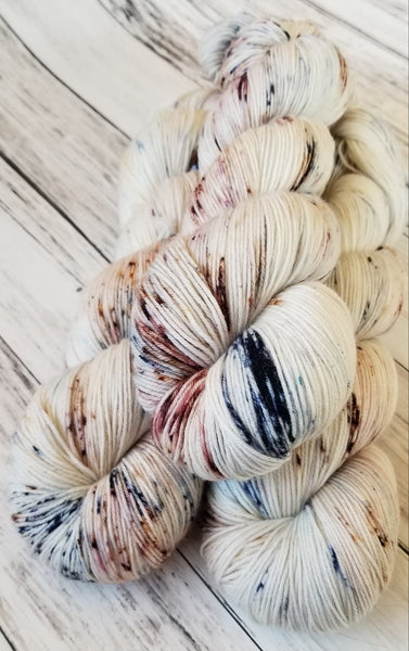 Quartz Sock - Speckled Blue Thunderegg