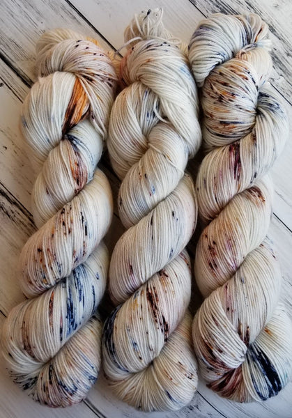 Quartz Sock - Speckled Blue Thunderegg